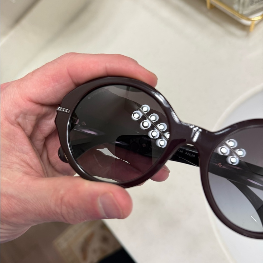 Chanel burgundy sunglasses - Picture 6 of 6